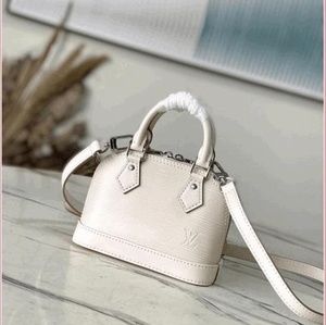 Meet your Posher, Dale